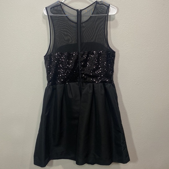 Taylor sequin top dress bow front black - Picture 5 of 11
